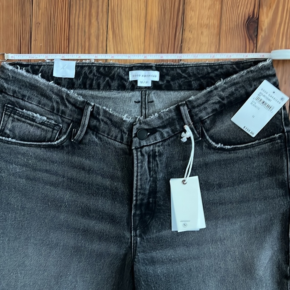 Good American Jeans - Picture 10 of 13